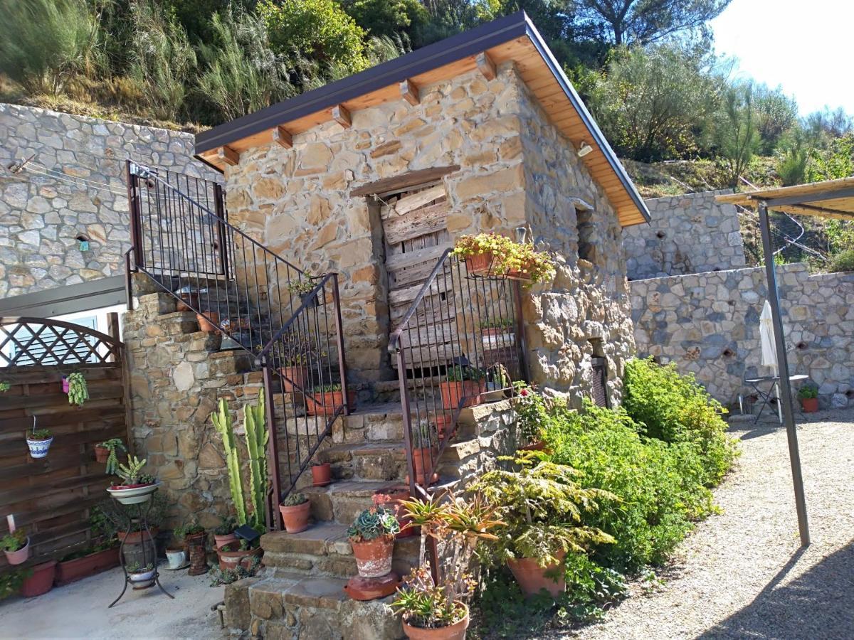 Apartmán Il Casotto Del Nonno Ventimiglia Exteriér fotografie